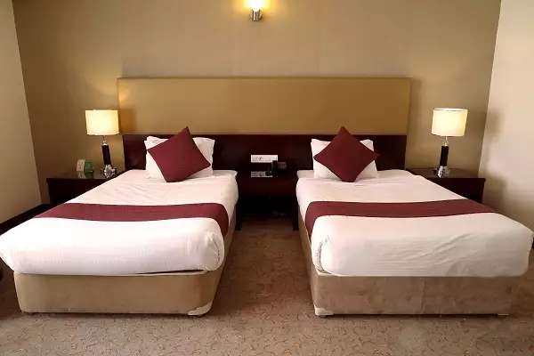 Alibaba https://cdn.alibaba.ir/ostorage/hotel-accommodation-images/68f4b3c442794e78685ebd8f_تویین پارک (1).webp